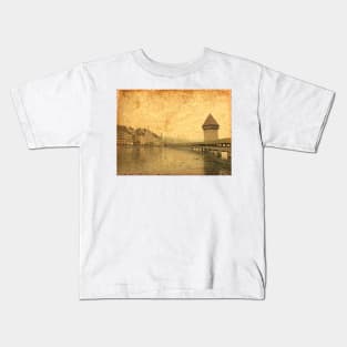 Golden Kapellbrucke in Lucerne Kids T-Shirt